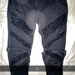 Black Leggings with Leopard Print Accents